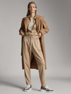 Aw Outfits, Minimalism Fashion, Cloth Design, Woman Casual, Fun Clothes, Sports Trousers