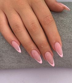 Pink French Nails, Kutek Disney, Cute Simple Nails, Vibrant Nails, Almond Acrylic Nails, Pink Nail, Pink Acrylic Nails