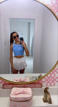 Preppy Comfy Outfits Summer, Summer Outfits Active, Preppy Birthday Outfits, Preppy Vacation Outfits, Preppy Workout Outfit, Preppy Athletic Outfits, Preppy Girl Outfits, Preppy Pics, Class Outfits