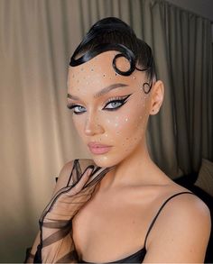 High Fashion Updo, Burlesque Hair And Makeup, Wet Looking Hairstyles, Couture Makeup Looks, Musical Makeup, Dancesport Hairstyle, Fashion Runway Makeup, Runway Model Makeup, Burlesque Hairstyles