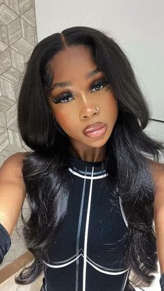 Pretty Face Tattoos, Big Lips Natural, Face Poses, Straight Face, Black Women Makeup, Makeup Lashes, Face Tattoos, Hair Flip