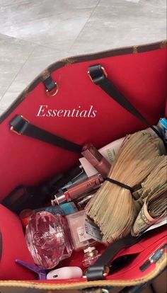 Black Girls Luxury, Money On Cash App, Free Cash App Money, Purse Essentials, Get Money