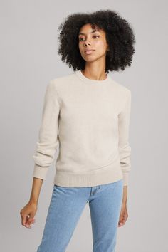 The Cashmere Sweater in Beige is an An Italian engineering marvel. Made from 100% post consumer cashmere and wool. Minimalist Clothing Brands, Cashmere Hat, Cashmere Gloves, Cashmere Accessories, Cashmere Wrap, Linen Shirt Dress, Cashmere Jumper, Casual Design, Made Clothing