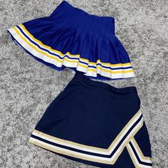 University Of Michigan Cheer Skirt / Cheerleading Skirt / Umich Skirt / U Of M Skirt / Varsity Skirt / Rave Skirt / Tailgate Skirt / Cheer Skirt / Mini Skirt / Cosplay Skirt / Halloween Costume / Halloween Cheer Skirt Cheerleading Skirt, Skirt Halloween Costume, Cosplay Skirt, Cheerleader Skirt, Rave Skirt, U Of M, Cheer Practice, Cheerleader Costume, Cheer Outfits