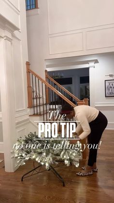 Christine Sperow | You guys went nuts over this Christmas tree.😍🎄Here’s a quick how-to on creating it for your tree! Some pro-tips: -This will look amazing... | Instagram 5 Ft Christmas Tree Ideas, Christmas Tree Hacks, Christmas In Georgia, Christmas Tree Tips, Christmas Crafts Diy Projects, Elegant Christmas Trees, Shatterproof Ornaments, Christmas Tree Decorations Diy, Gold Christmas Decorations