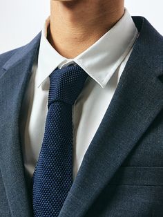 Editor's NotesThis knit tie features slim and square shape. It can be styled in various ways.- Knitted- Slim and square- SimpleMeasurements (in.)One size- Length: 59.84 in.- Width: 2.36 in.Composition & Care- 100% Polyester- Dry Clean recommended Designer- by EZIO Knit Tie, Mens Accessories, Square, Knitting, Black, Design