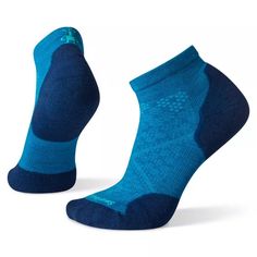 Details: Featuring Light Elite cushioning, these ZQ-Certified Merino wool running socks contain targeted cushioning placed where runners need it most, on the ball and heel of the foot. We've packed these socks full of smart features like our 4 Degree® elite fit system, women’s-specific mesh ventilation zones, and a Virtually Seamless™ toe. Features Sock Height: Ankle 2.25" overall height Virtually Seamless™ toe for enhanced comfort Made in USA of Imported Yarn: 52% Merino Wool, 45% Nylon, 3% Ela Ocean Abyss, Running Socks Women, Smartwool Socks, Low Cut Socks, Running Socks, Feature Light, Ankle Socks, Running Women, Shoe Sale