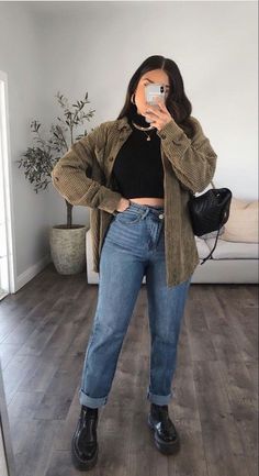 Look 80s, Midsize Outfits, Outfit Jeans, Outfit Inspo Fall, Curvy Outfits, Fall Fashion Outfits, Fashion Aesthetic, Casual Fall Outfits