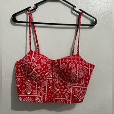 Red Bandana Print Crop Top New With Tags Size Medium Trendy Red Top For Festival, Red Cotton Beach Crop Top, Red Cotton Crop Top For Beach, Trendy Red Crop Top For Vacation, Red Cotton Crop Top For Festival, Red Bandana Top, Bandana Tops, Bandana Pants, Bandana Top