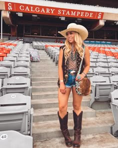 Calgary Stampede Outfits For Women, Stampede Outfit Calgary Women, Short Shorts Outfit, Stampede Outfits, Calgary Stampede Outfits, Country Chic Fashion, Meghan Patrick, Stampede Outfit