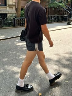 Denim Shorts Men’s Outfit, Loafers With Shorts Mens, 80s Summer Outfits Men, Loafer Outfit Men, Greenwich Village Nyc, Men's Summer Outfit, Mens Outfit Inspiration, Mens Fashion Streetwear, Greenwich Village