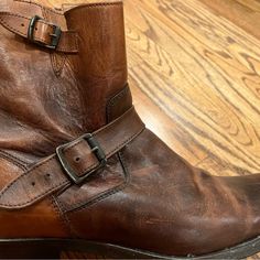 Frye Jacob Engineer Men Leather Brown Boots With Zipper Buckle 13d Style # 3480354 Good Condition. Supple Leather. Made In Texas. Distressed Brown Leather Moto Boots, Classic Distressed Brown Leather Moto Boots, Brown Calf Leather Moto Boots With Plain Toe, Brown Leather Moto Boots With Goodyear Welt, Rustic Vintage Brown Leather Moto Boots, Brown Calf Leather Moto Boots With Leather Footbed, Masculine Leather Moto Boots With Leather Sole, Frye Shoes, Brown Leather Boots