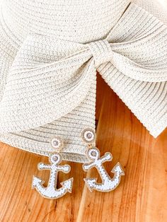 Inspired by Coastal Life, these Yatch Anchor Earrings will add a classy, chic, and preppy look to your outfit. Perfect for summer beach trips or a day at the Yacht Club with friends or family! - Lightweight- Handmade- Lenght 2.5" Club With Friends, Anchor Earrings, Coastal Life, Beach Trips, Preppy Look, Earrings White, Classy Chic, Yacht Club, Look Chic