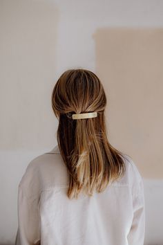 A rectangle hair barrette with rounded edges and two rivets. It is a stunning yet uncomplicated accessory that is incredibly versatile, and works effortlessly day to night, casual to dressed up.  *MEASUREMENTS AND DETAILS* - 3.5 inches long by 0.7 inches wide. - Securely attached to a stainless steel french clip. - Available in copper / brass / rustic copper / german silver. German silver is a copper alloy (60%) with zink (20%) and nickel (20%). It is non-tarnish and absolutely lead-free! *The last picture is only a reference for the different types of metals used. For hairstyle tutorial and jewelry care instructions please go to www.kapelika.com Please check my shop announcements and policies for important messages prior to purchase! Wedding Hair Barrette, Minimalist Hair Accessories, Geometric Hair, Minimalist Hair, French Clip, Hairstyle Tutorial, Golden Hair, Securely Attached, Jewelry Care Instructions