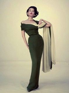 #vintage fashion.                                                                                                                                                                                 More Dorian Leigh, 40s Mode, Photo Glamour, Jacques Fath, Istoria Artei, Vintage Glam, Vintage Couture