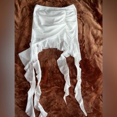 Never Worn, Built In Shorts, No Rips White Ruffled Bottoms For Night Out, Jellyfish Skirt, Fish Skirt, Shein Skirts, Thrift Inspo, Ruffle Hem Skirt, Skirts White, Jelly Fish, Flower Skirt