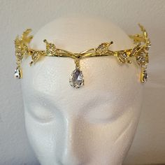 Golden With Crystals Elven Princess Crown With Combs To Help Hold On Head. Perfect For Cos-Play, Dress Up Or As Bridal Crown. Gold Antler Crown, Golden Circlet Crown, Earth Crown, Medieval Oc, Gold Circlet, Fairytale Crown, Mythical Jewelry, Diy Crowns, Cold Ocean