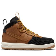 Leather upper Air cushioning Padded collar Foam midsole Rubber outsole with traction pattern Water repellent finish Reinforced toe box Color: Ale Brown/Ale Brown/Black/Goldtone Style: 805899-202 Nike Lunar Force 1 Duckboot, Lunar Force 1 Duckboot, Nike Lunar Force, Brown Ale, Air Jordan 12 Retro, Nike Lunar, Jordan 12 Retro, Red Nike, Metal Lace