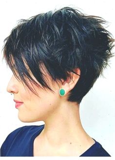 Edgy Pixie Hairstyles, Edgy Pixie Haircuts, Edgy Pixie, Choppy Layers, Pixie Haircut For Thick Hair, Edgy Short Hair, Short Choppy Hair, Sassy Hair, Edgy Hair