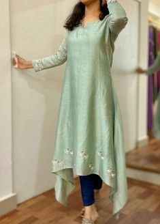 Desi Kurti Style, Aline Kurti Design Long, Pattu Kurti Designs Latest, Asymmetric Kurti Designs, Simple Frock Design, Long Gown Design, Salwar Designs