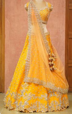 Gaghra Designs, Leghana Design, Indian Outfits Lehenga, Long Gown Design, Lehnga Dress, Half Saree Designs, Long Dress Design