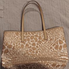 Brand New, With Tags - Michael Kors Animal Prints Semi Lux Tote Bag, Camel Beige Bags With Animal Design For Everyday Use, Brown Shoulder Bag With Animal Design For Shopping, Brown Animal Design Shoulder Bag For Shopping, Michael Kors Luggage, Grey Tote Bags, Reversible Bag, Michael Kors Mercer, Grey Tote, Michael Kors Tote Bags