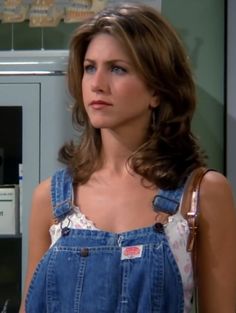 Jennifer Aniston 90s, Estilo Rachel Green, Rachel Green Hair, Rachel Haircut, Rachel Hair, Rachel Green Friends, Jeniffer Aniston, Rachel Green Outfits, Rachel Friends