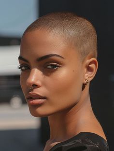 40 Best Haircuts for Women in 2024 – leilagrace.com Ahort Hair Cuts, 40 Hairstyles, Best Haircuts For Women, Shaved Hair Women, Bald Head Women, Super Short Haircuts, Shaved Hair Cuts, Shaved Head Women, Short Hair Images