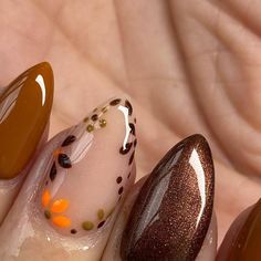 Autumn Nail Designs Almond, Fall Time Nails Designs, October Nail Art Designs, Beginner Fall Nail Designs, Autumn 24 Nails, Witchy Autumn Nails, October Themed Nails, September Colors Nails, Funky Autumn Nails