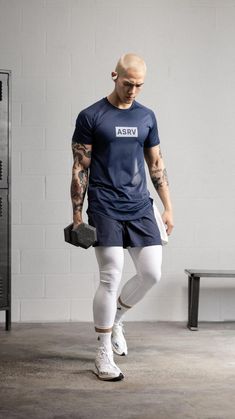 Mens Activewear Trends, Asrv Sportswear, Gym Pose, Fashion Categories, Model Illustration, Mens Gym Fashion, Photography Sport, Male Fitness