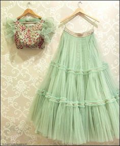 Simple Party Wear Dress Indian, Skirt And Top For Kids, Simple Party Wear Dress, Simple Party Wear, Saree Party, Blouse Sewing, Pista Green, Party Wear Dress, Lehnga Dress