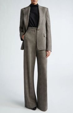 Workwear Suits Women, Wool Suit Women, Woman’s Business Suit, Wool Suits For Women, Women's Suits Formal, Winter Formal Suits For Women, Classic Blazer Outfits For Women, Fall Suits Women, Women's Pant Suit