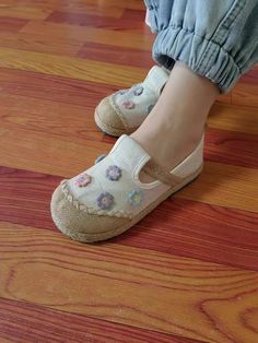 Ethnic Style Cotton Linen Embroidered Shoes – Retrosia Animal Fur, Embroidered Shoes, Belt Design, Round Toe Heels, Shoe Size Conversion, Ethnic Style, Stylish Shoes, Shoe Size Chart, Embroidered Design