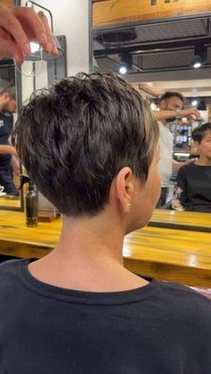 Short Top Layered Haircuts, Edgy Haircuts Short Hair, Modern Short Hairstyles Over 50, Pixies For Women Over 50, Very Short Bob Haircuts Back View, Stacked Pixie Haircut For Fine Hair, Backs Of Short Haircuts, Short Haircuts For Round Faces Plus Size Pixie Cuts, Back View Pixie Haircut