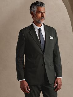 Suit Collection, Classic Suit, Banana Republic Factory, Business Outfits, Creative Fashion, Modern Classic, Mens Suits, Timeless Pieces, Banana Republic