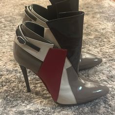 Balenciaga Women’s Bootie. Gray, White, Red, Patent Leather Color Block, Almond Toe, Stiletto Heel. Boot Closet, Shoes Dressing, Futuristic Shoes, Shoes Balenciaga, Fly Shoes, Balenciaga Women, Fantastic Shoes, Chic Shoes, Fancy Shoes