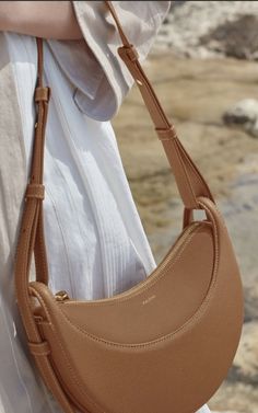 Polene Bag, Essential Outfits, Handbag Ideas, Dream Bags, Inside My Bag, Bag Obsession, Bag Collection, Fashion Pieces