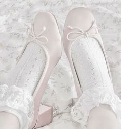 Gloomy Coquette, Pink Girly Things, Kirsten Dunst, Pink Vibes, Blogger Girl, Pink Shoes, Pretty Shoes, Cute Fits, Just Girly Things