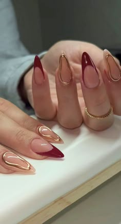 Elegant Long Almond Nails, Red Pink And Gold Nails, Gold Nails Inspo Aesthetic, Elegant Gel X Nails, Red Nail Theory Aesthetic, Nails For Gingers, Aura Nail Inspo Almond, Nails For Prom Red Dress, Chic Holiday Nails