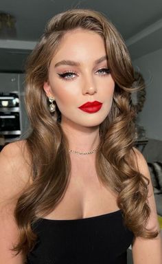 Red Lip Makeup, Glam Looks, Red Lipstick, Prom Makeup, Glam Makeup, Maquillaje De Ojos, Fashion Makeup