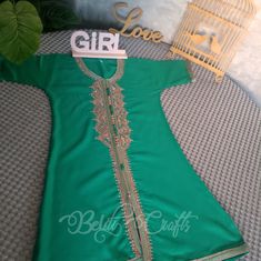 Kaftan for Kids Gold, Kaftan for Girls, caftan ,kaftan with gold embroidery, soft kaftan, thobes, thobes for kids, disdash for Kids Very lightweight fabrics, your child can wear it at home at the beach or at the pool. You can also offer them as a birthday present. ✺✺  Shipping ✺✺ we ship the good with express shipping and we provide you the tracking number as soon as the shipment has done. To facilate delivery, worldwid express shipment requires a contact phone number. I invite you to discover o Green Dabka Kaftan For Eid, Green Kaftan For Eid And Traditional Ceremonies, Bollywood Style Kaftan For Eid Ceremonies, Traditional Gold Thobe With Dabka Detailing, Traditional Gold Thobe With Dabka, Green Dabka Work Abaya For Eid, Green Long Sleeve Kaftan With Zari Work, Traditional Gold Embroidered Thobe For Eid, Green Dabka Thobe For Eid