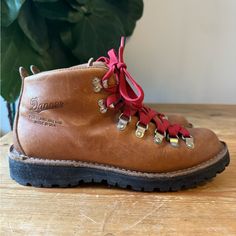 Danner Cascade Boot In Brown Camel Red Laces Size 9.5 - Fits Closer To 10.5 The Women's Mountain Light Cascade Is A Tribute To One Of Danner's Iconic Hiking Styles Introduced In The Early 1970s A Style Believed By Many To Be The Greatest Backpacking Boot Of All Time, And Is Featured In The Fox Searchlight Pictures Release Wild. Made In Our Portland, Oregon Factory, The Boot Features A Rich, Full-Grain Leather Upper And Flat Red Laces. The Rugged Vibram Kletterlift Outsole Is Perfect For Outdoor Leather Closed Toe Hiking Boots, Closed Toe Hiking Boots With Vibram Sole, Hiking Boots With Vibram Sole, Backpacking Boots, Hiking Fashion, The Fox, Red Lace, Portland Oregon, Lace Up Boots