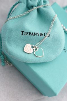 Tiffanny & Co Tifanny And Co Aesthetic, Tifanny And Co Necklace, Tiffany Necklace Blue, Tifanny Necklace, Tiffany & Co, Turquoise Gifts, Tiffany Co Necklaces