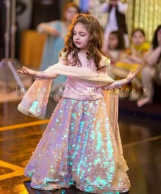 Traditional Lehenga, Kids Party Wear Dresses, Wedding Dresses For Kids, Girls Dresses Sewing, Kids Lehenga, Kids Frocks Design, Kids Dress Wear, Kids Dress Patterns