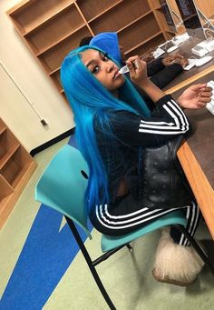 Wanna a new look? this blue wig is not a bad choice, to get the wig from iseehair.com Blue Hair Color Highlights, Blonde Highlights On Blonde Hair, 2019 Baddie, Highlights On Blonde Hair, Pretty Icylinn, Blonde Hair With Blue, Red And Blonde Hair, Hair Highlights Curly, Story Wattpad