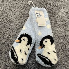 Nwt Cute Penguin Cozy Socks Penguin Accessories, Clothing Tips, Navy Accessories, Cute Penguin, Cozy Socks, Cute Penguins, Hosiery, Penguins, Old Navy