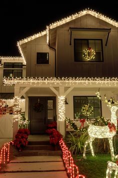 Exterior Christmas Lights, Ideas Decoracion Navidad, Christmas Coffee Table Decor, Christmas Lights Outside, Outside Christmas Decorations, Christmas House Lights, Christmas Themes Decorations