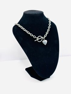 This chain necklace is smashing. Can be worn daily with any kind of outfit. #togglenecklace #lovependant #silvernecklace #giftidea #giftguild #birthdaygiftguild Chunky Chain Necklace For Valentine's Day Gift, Valentine's Day Chunky Chain Necklace Gift, Valentine's Day Gift Chunky Chain Necklace, Chunky Chain Jewelry For Valentine's Day Gift, Valentine's Day Gift Chunky Chain Jewelry, Metal Heart Necklace With Chunky Chain For Gift, Metal Charm Necklaces With Chunky Chain For Gifts, Metal Charm Necklace With Chunky Chain For Gift, Heart Shaped Chunky Chain Necklace Gift