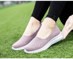 Spring Flat Slip-on Sneakers With Arch Support, Breathable Flat Slip-ons, Breathable Low-top Slip-ons For Spring, Spring Breathable Slip-ons With Flat Heel, Lightweight Breathable Slip-on Sneakers For Spring, Summer Breathable Slip-on Sneakers With Flat Heel, Breathable Slip-on Sneakers For Summer, Breathable Comfortable Slip-ons For Spring, Comfortable Breathable Slip-ons For Spring