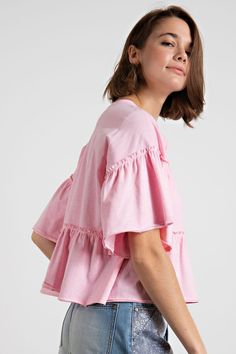 EaselCute babydoll ruffle crop short tee shirt top with drop shoulders, ruffle hem and crew neck. Washed look. So trendy and girlie !Color: Washed Pale PinkSizes: S-M-LBust 44-46-48, Length 21-22 95% Cotton, 5% Spandex, hand wash cold, importedO3/ET22030 Light Pink Tops, Ruffle Crop Top, Simple Trendy Outfits, Babydoll Top, Flowy Tops, Fashion Seasons, Crop Blouse, Ruffle Top, Preppy Outfits